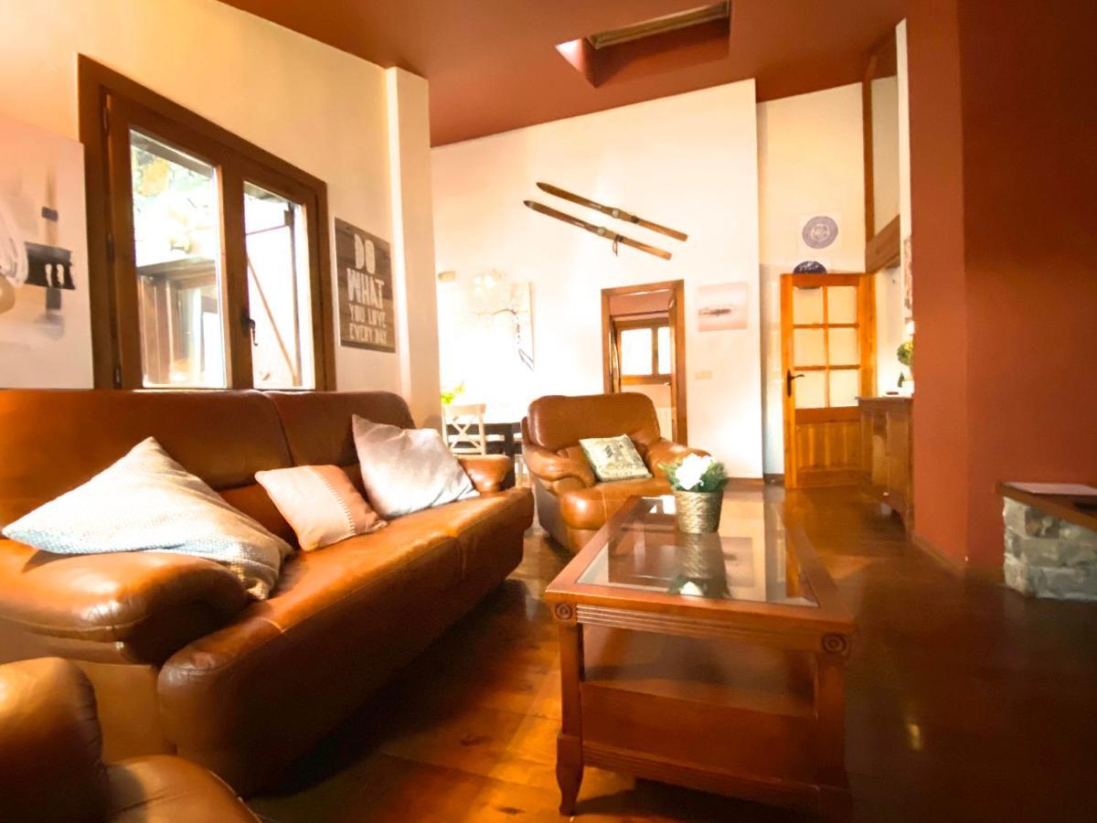 Isards, Atico Rustico Con Chimenea En El Tarter, Zona Grandvalira Apartamento