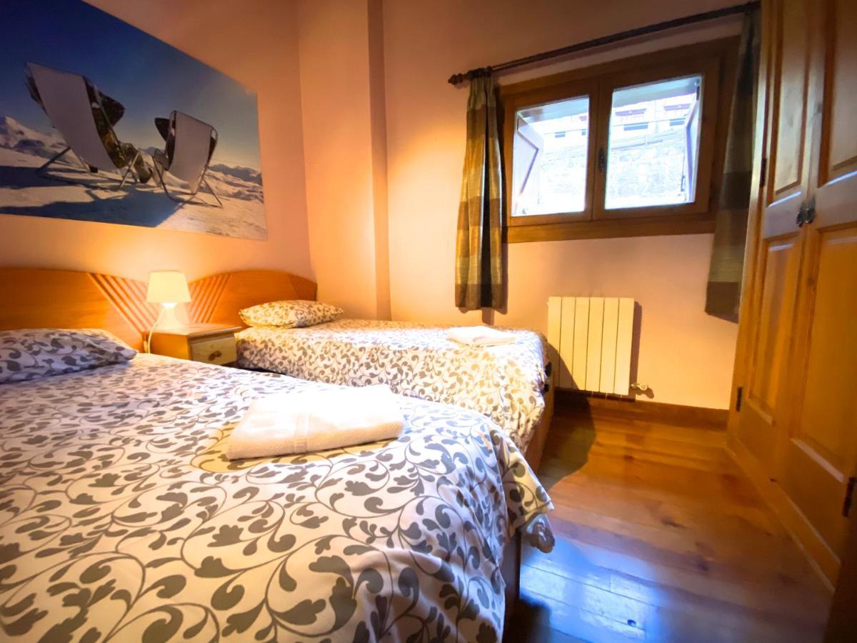 Isards, Atico Rustico Con Chimenea En El Tarter, Zona Grandvalira Apartament